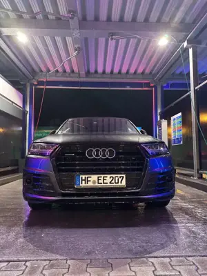 Audi Q7 3.0 TDI quattro tiptronic Voll Bild 4