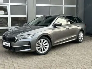 Skoda Octavia Combi 1.5 TSI / Kamera / Head-Up / ACC