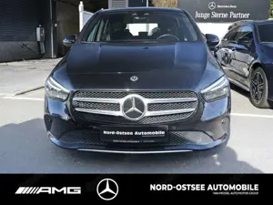 Mercedes-Benz B 180 d STYLE DISTRO MULTIBEAM LHZ KAMERA SHZ Bild 2