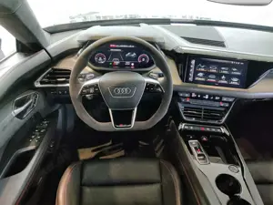 Audi RS e-tron GT quattro Matrix, Carbon Paket, ACC Bild 5
