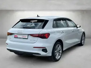Audi A3 Sportback 35 TFSI *LED*AHK* Bild 3