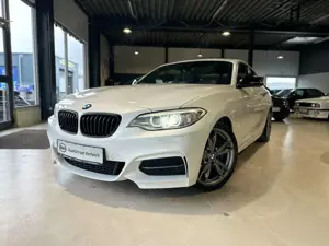 BMW 235 Coupe*NAVI*GLAS-DACH*M-AGA*DE-FHZG*2.HAND