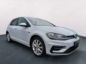 Volkswagen Golf VII Lim.Highline/R-LineStyling,LED,NAVI,PDC Bild 4