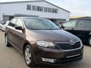 Skoda Rapid/Spaceback Spaceback Ambition*NEU*TÜV*NAVI*NUR*75KM