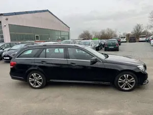 Mercedes-Benz E 250 E T-Modell 250 BlueTec AHK/LEDER/TÜV NEU/KLIMA Bild 4