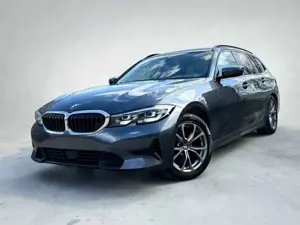 BMW 320 3 Touring 320 d Sport Line LED 1ERH AHK ACC Bild 3