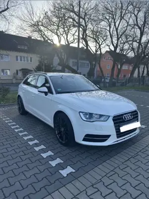Audi A3 1.2 TFSI Sportback Attraction Bild 2