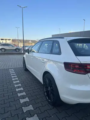Audi A3 1.2 TFSI Sportback Attraction Bild 3