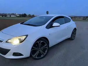 Opel Astra Opc Gtc 1.6 Turbo 20 Zoll Top Zustand Garagenwagen