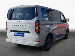 Ford Tourneo Custom Bild 2