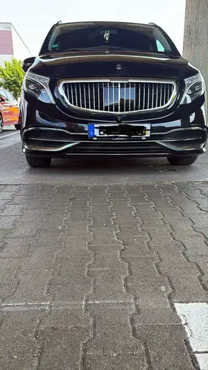 Mercedes-Benz V 250 (BlueTEC) d lang 7G-TRONIC Avantgarde Edition