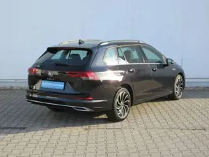 Volkswagen Golf Variant VIII Variant 1.5 TSI Style AHK/PANORAMA/LED-PLUS/ Bild 3