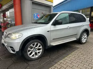 BMW X5 xDrive30d 7Sitzer HeadUp AHK 8xFachbereifft. Bild 3