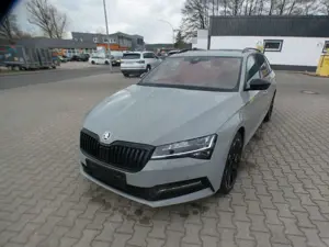 Skoda Superb Combi Sportline 2.0TDI DSG Navi AHK ACC