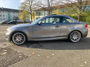BMW 125 125i Coupe