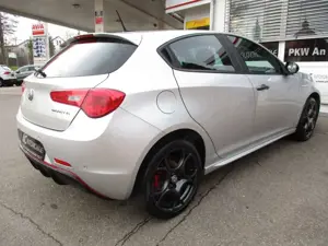 Alfa Romeo Giulietta Bild 5