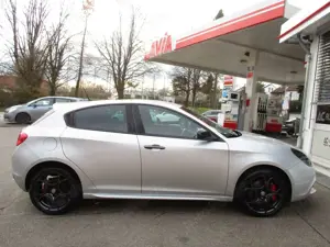 Alfa Romeo Giulietta Bild 4