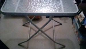 Balkonglastisch, klappbar, 70 x70 cm