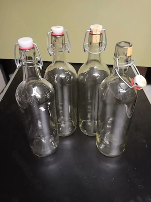 Glasflaschen mit Bügelverschluss