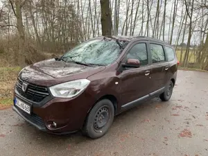 Dacia Lodgy Lodgy TCe 115 Stepway Celebration