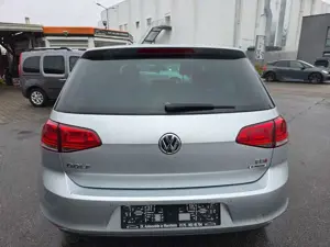 Volkswagen Golf 1.6 BlueTDI CUP/Tüv-Neu/2Hand/5Türig Bild 5