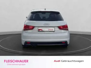 Audi A1 1,4 S line  DSG+Pano+Xenon+APS+Navi+SpStz. Bild 5