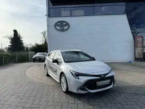 Toyota Corolla 1.8 Hybrid Touring Sports Teamplayer