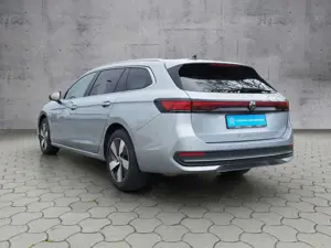 Volkswagen Passat Variant 1.5 eTSI DSG AHK/IQ.DRIVE/TRAVEL Bild 3