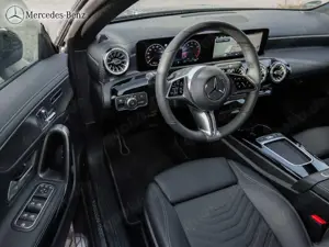 Mercedes-Benz CLA 200 Progressive MBUX+360°+LED Bild 4