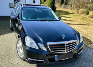 Mercedes-Benz E 250 E 250 T CDI DPF 4Matic BlueEFFICIENCY 6Gang Automa
