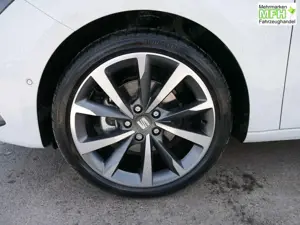 SEAT Leon FR 2.0 TDI DSG DSG*KAMERA*ACC*TEMPOMAT*NAVI*3-Z... Bild 4