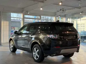 Land Rover Discovery Sport HSE*NAVI*RFK*PANO*LEDER*VOLL* Bild 4