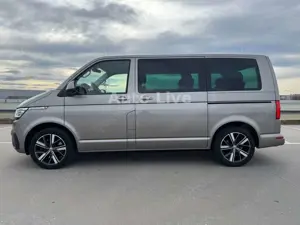 Volkswagen T6 Multivan T6.1 Multivan*DSG*7x SITZ*VIRT*NAVI*STANDHEI*LED Bild 2
