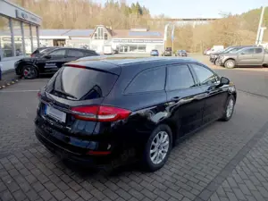 Ford Mondeo Turnier Business Edition NAVI+DAB+PP+CAM+WINTERP. Bild 5