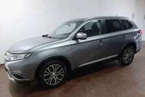 Mitsubishi Outlander Bild 2