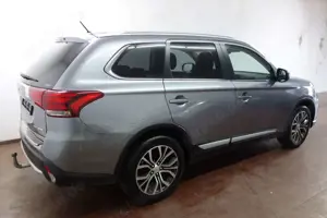 Mitsubishi Outlander Bild 4