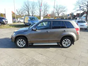 Suzuki Grand Vitara Grand Vitara  5-Türer 2.4 Automatik Comfort Bild 5