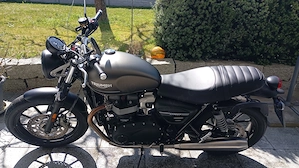 Triumph Street Twin 900