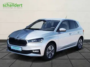Skoda Fabia Style 1,0 TSI LED Klimaautomatik Sitzheizung PDC DAB uvm.