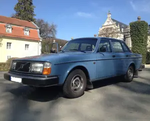 Volvo 244