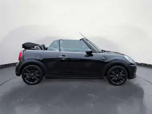 MINI Cooper Cabrio Classic Trim Steptronic Klimaaut. Bild 5