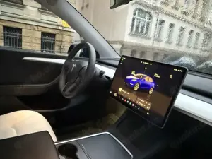 Tesla Model Y Bild 3