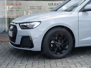 Audi A1 Sportback 30 TFSI advanced LED+NAVI+SZH-VORNE Bild 3
