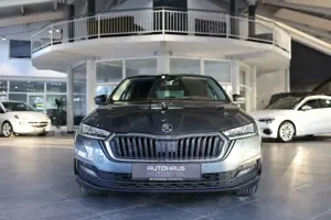Skoda Octavia LIMOUSINE 1,5 TSI CLEVER RÜCKFAHRKAMERA Bild 2