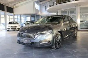 Skoda Octavia LIMOUSINE 1,5 TSI CLEVER RÜCKFAHRKAMERA Bild 3
