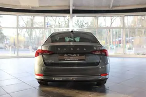 Skoda Octavia LIMOUSINE 1,5 TSI CLEVER RÜCKFAHRKAMERA Bild 5