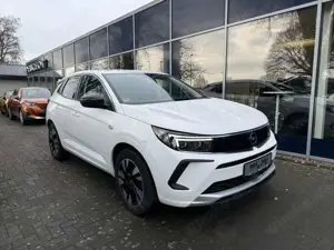 Opel Grandland X Business Elegance