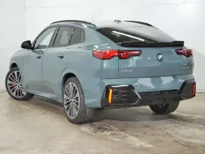 BMW iX2 xDrive30 M Sport Pro 20" ab 559€ mtl. o. AZ Bild 4