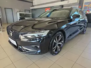 Volvo V60 B4 Plus Dark ACC BLIS Kamera Leder WinterP