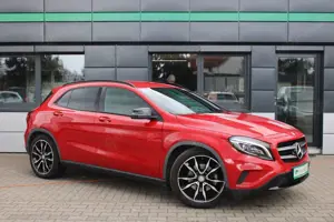 Mercedes-Benz GLA 250 4Matic *Jupiterrot Uni*